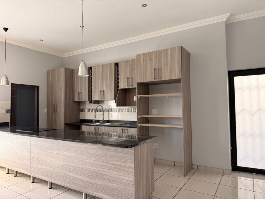 3 Bedroom Property for Sale in Geelhoutpark North West